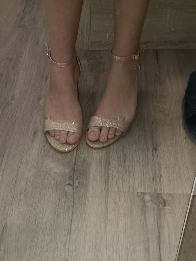 Sandalias con tacón