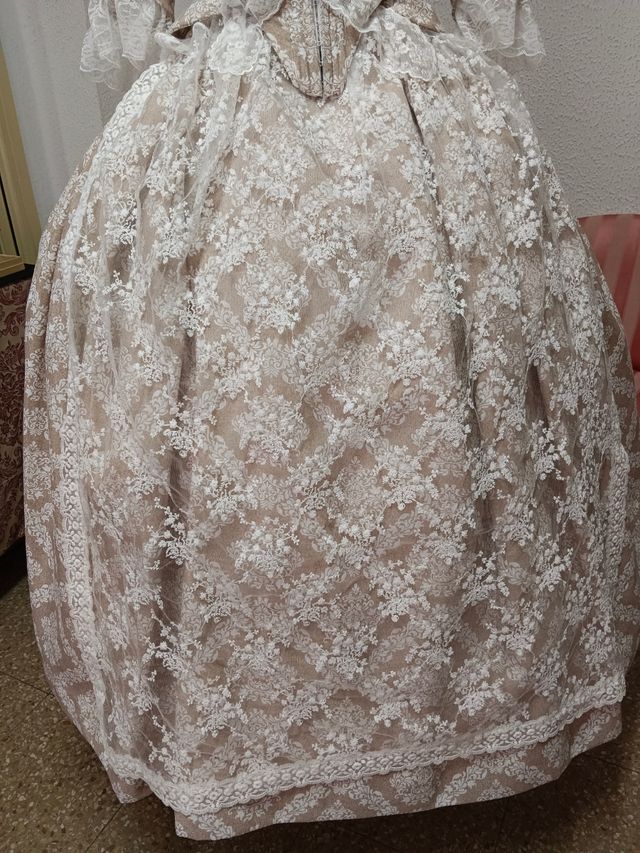 CHOLLO, traje de fallera COMPLETO