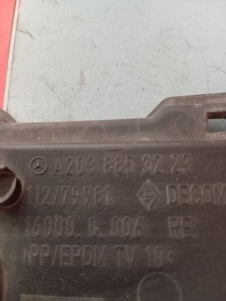 Rejilla niebla derecho MERCEDES CL