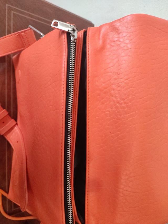 Bolso desigual nuevo