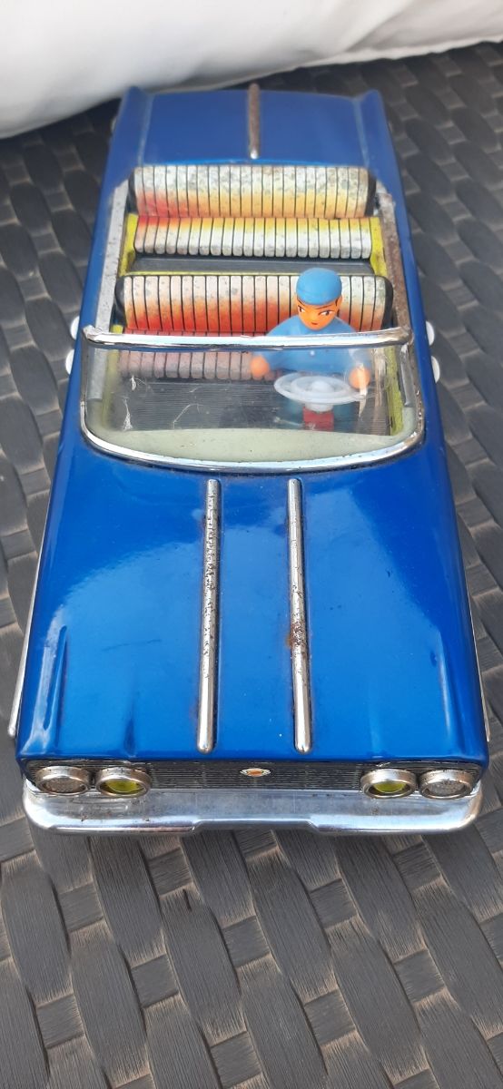 Modellino auto Lincon latta anni 50