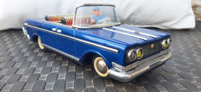 Modellino auto Lincon latta anni 50