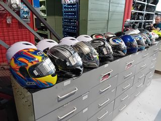 Casco de carbono moto en liquidación