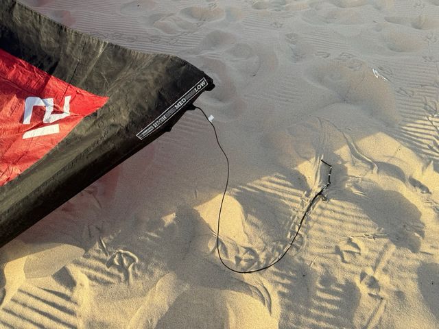 Aquilone da kitesurf Airush DNA 12 metri