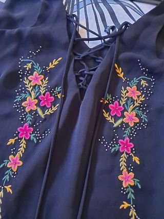 Blusa negra Stradivarius 