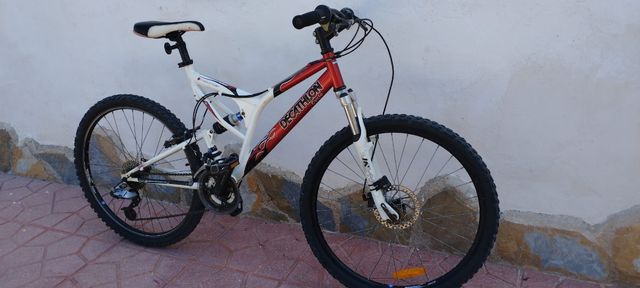 Bicicleta de montaña básica doble