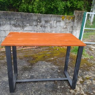 Mesas altas de hosteleria