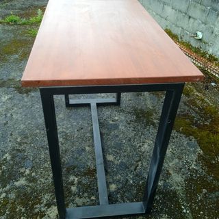 Mesas altas de hosteleria