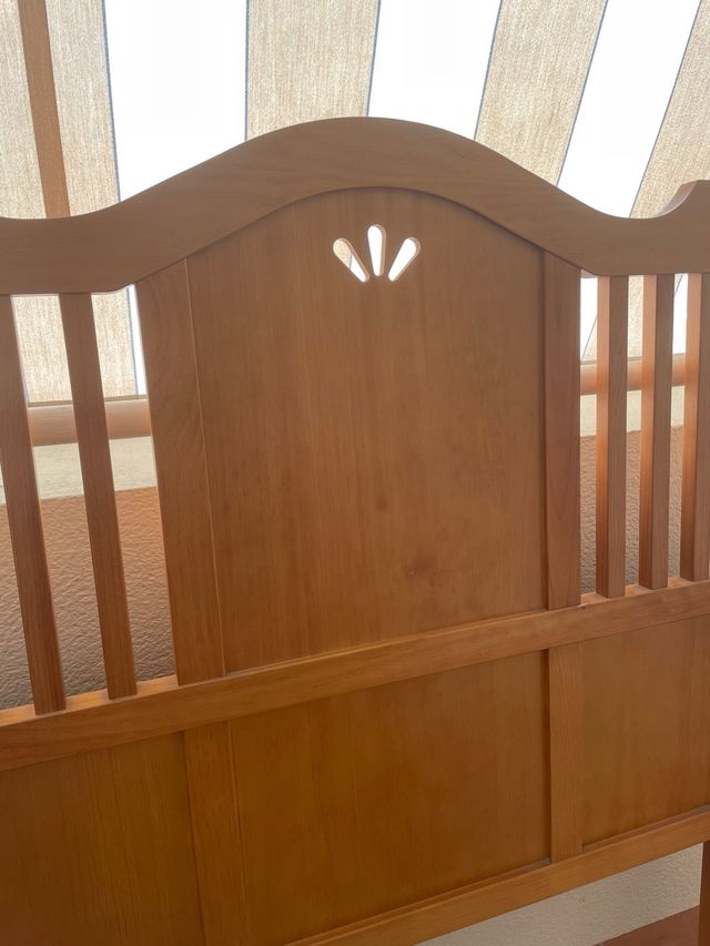 Cabecero de madera