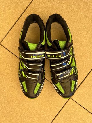 Zapatillas Tibeao ciclismo calas