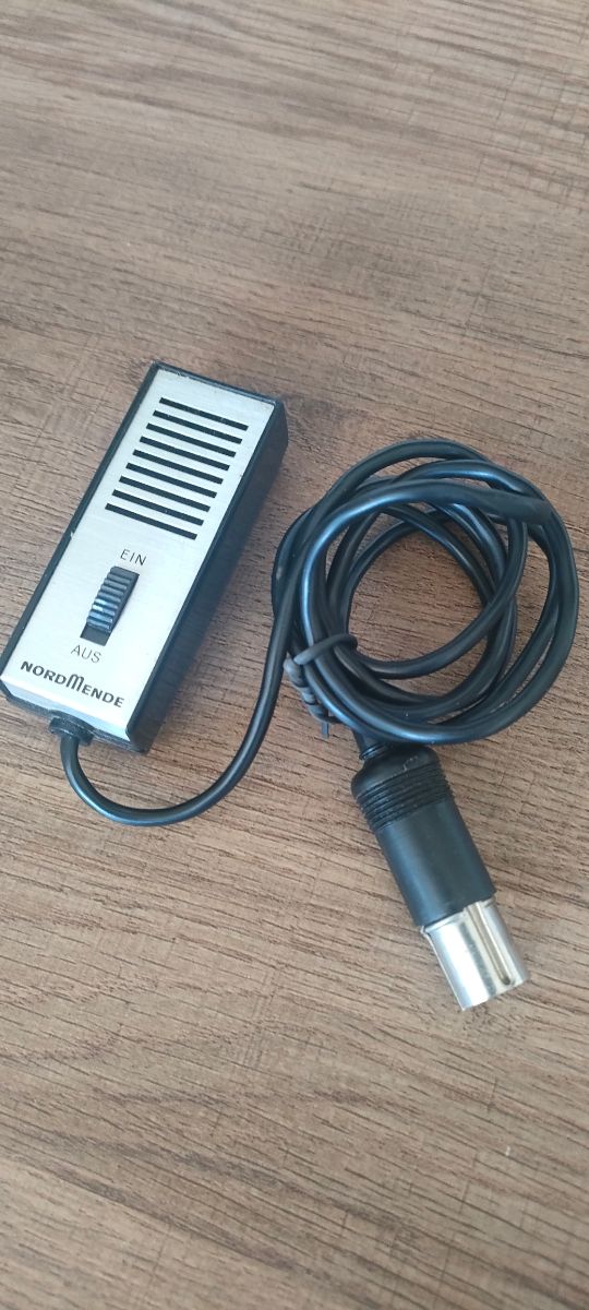 RADIO GRABADOR NORDMENDE 