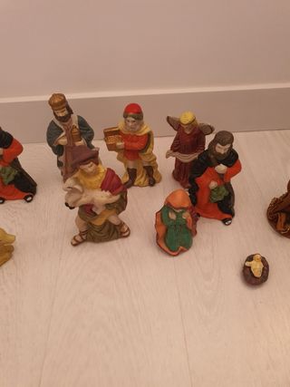 FIGURAS PORTAL DE BELÉN 