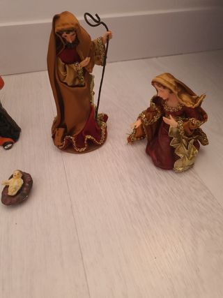 FIGURAS PORTAL DE BELÉN 