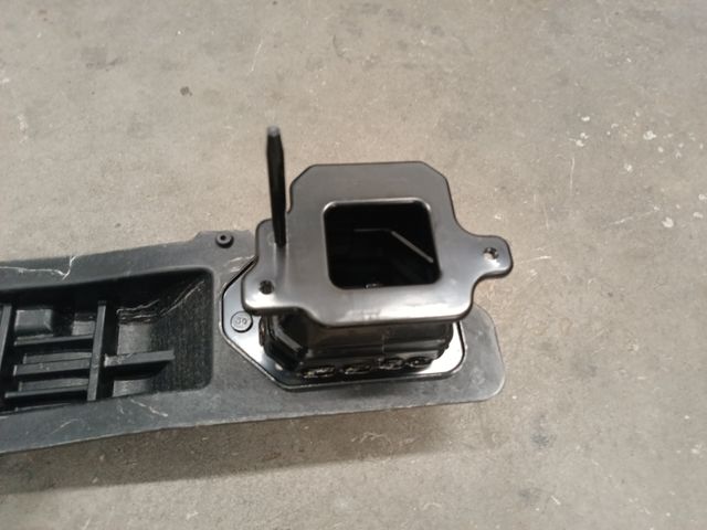 Refuerzo paragolpe Hyundai Tucson NX4