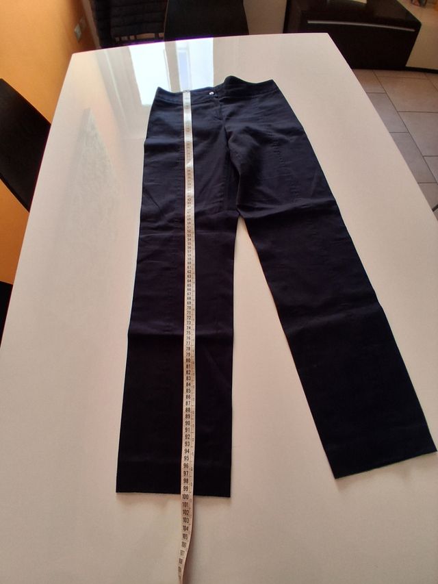 Pantaloni estivi comodi e leggeri 