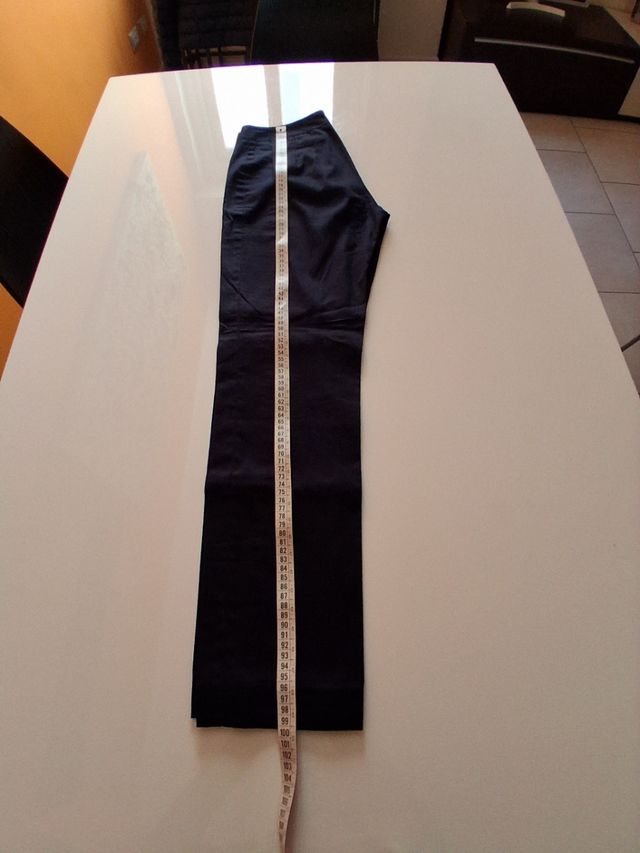 Pantaloni estivi comodi e leggeri 