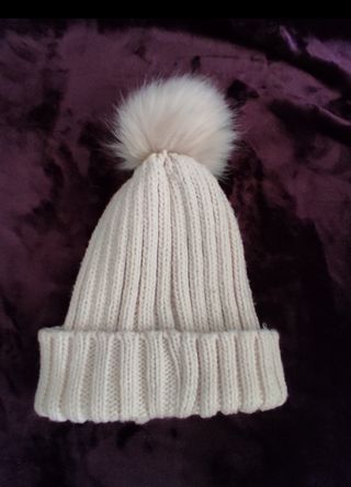 Gorro lana con perlas