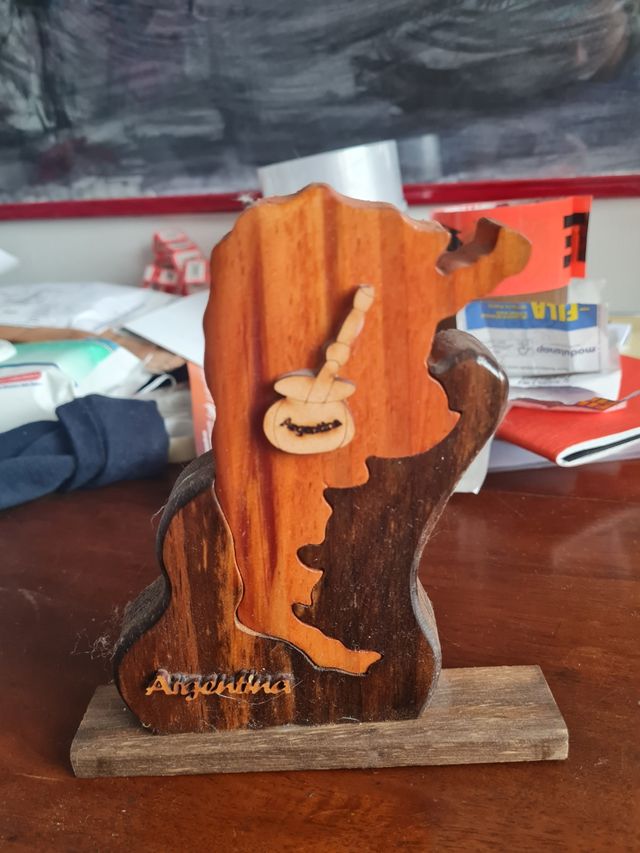 Soprammobile in legno