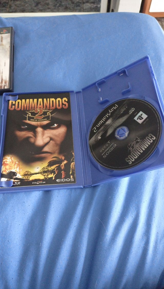 COMMANDOS PS2