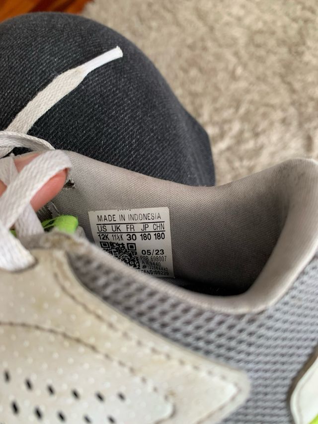 Tenis adidas predator talla 30