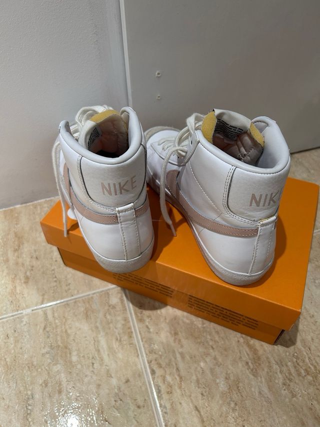 Nike blazer mid rosa