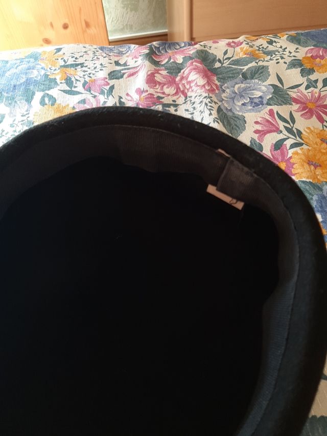 Cappello basco nero donna  