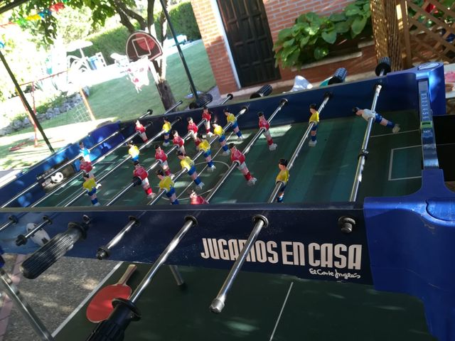 Futbolín para niño