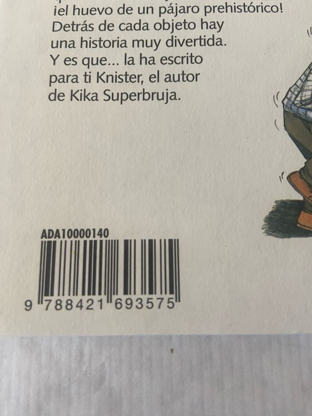 Libro infantil el huevo prehistórico.
