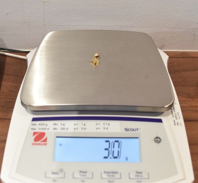 COLGANTE DE ORO 18K/3.0Gr