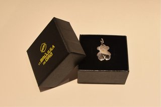 COLGANTE DE ORO BLANCO 18K/3.5Gr