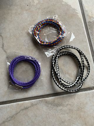 3 braccialetti intrecciati  nuovi