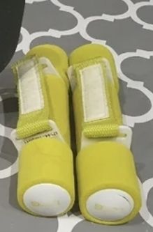2 pesi da 1 kg con maniglia