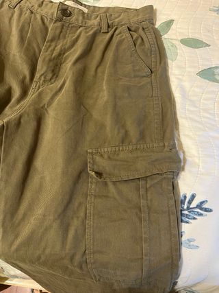 Pantalon cargo verde militar