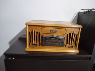 Tocadiscos con CD y casete tipo vintage