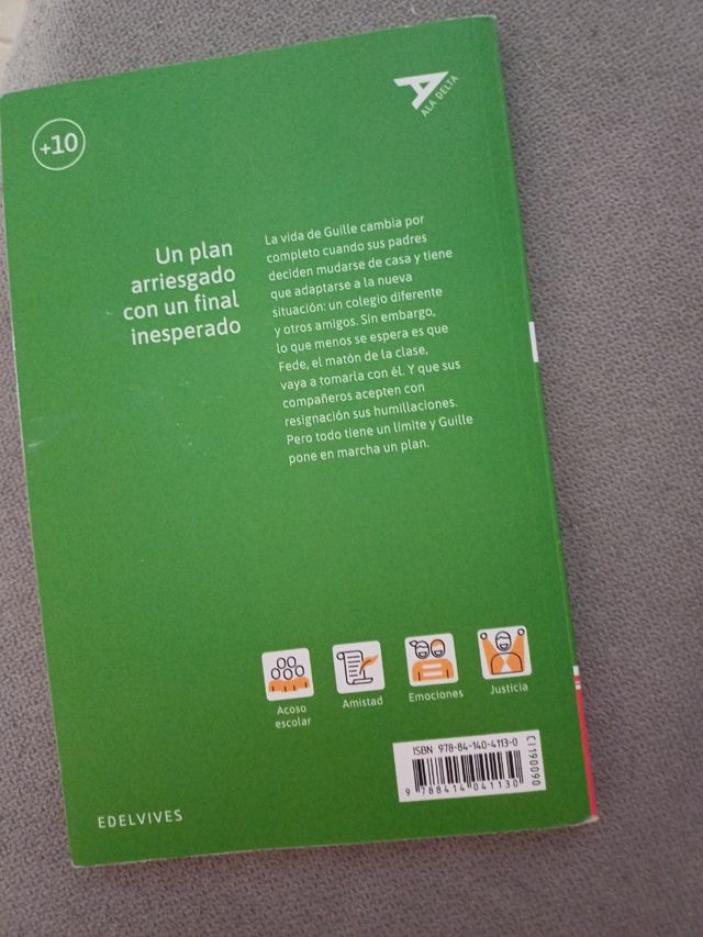 Guille y el equipo cascarria