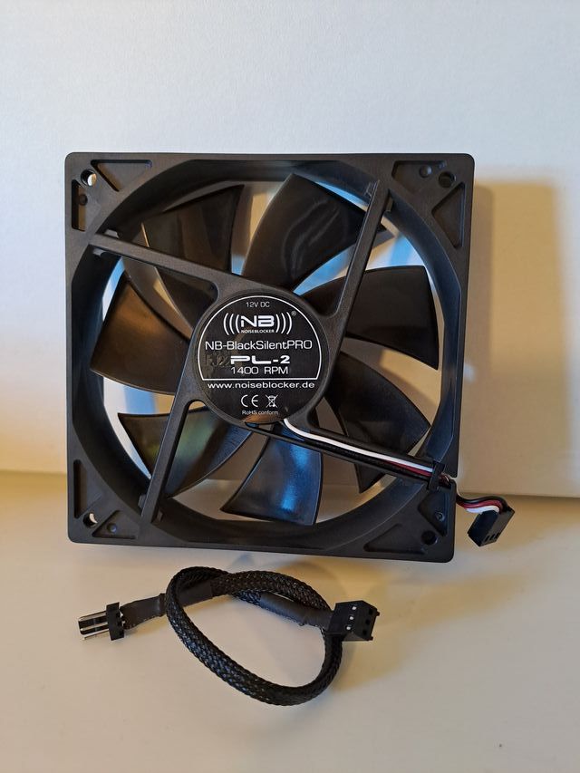 Ventoinha para PC Noiseblocket Black Silent Pro