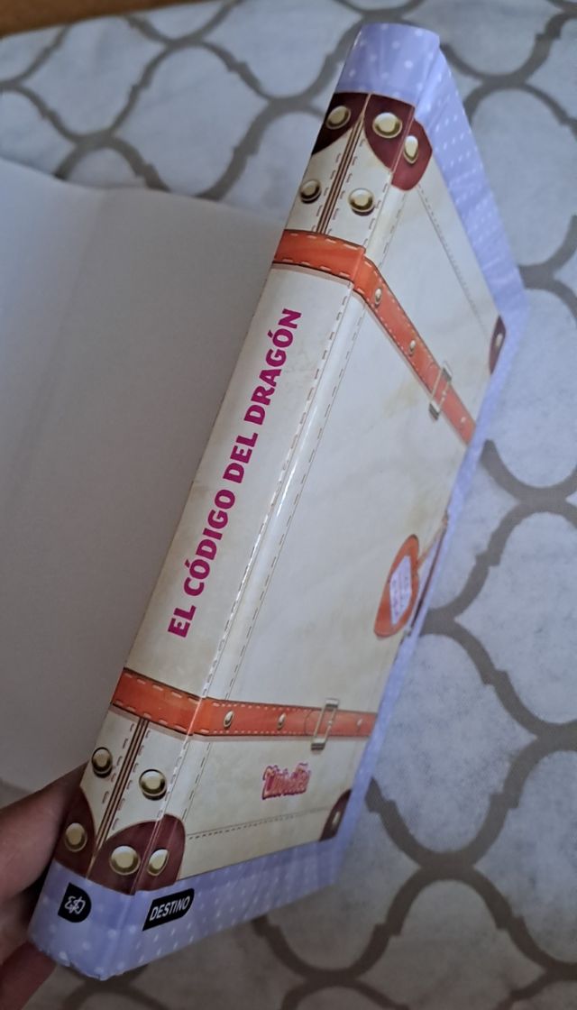 El código del dragón ,Tea Stilton