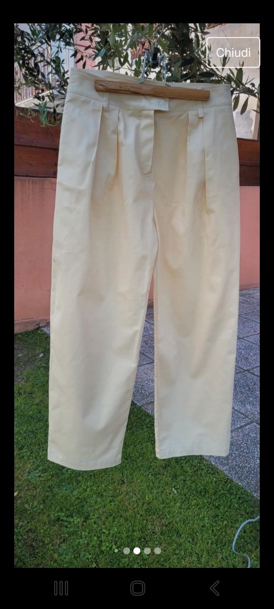 Pantaloni taglia L
