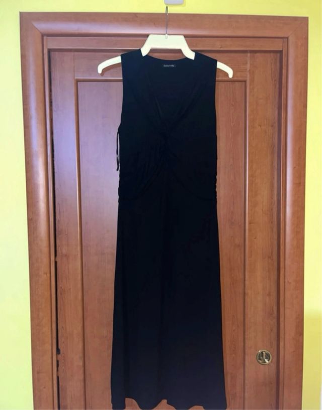 Abito nero midi Luisa Viola.