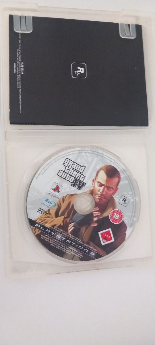 Juego grand f auto iv. Ps3