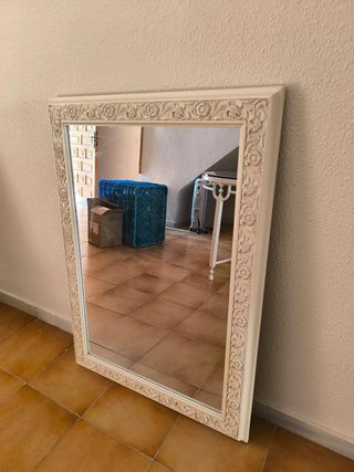 ESPEJO DE MADERA ANTIGUO BLANCO BONITO
