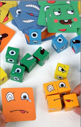 Puzzle cubos madera + cartas,diferentes caras.