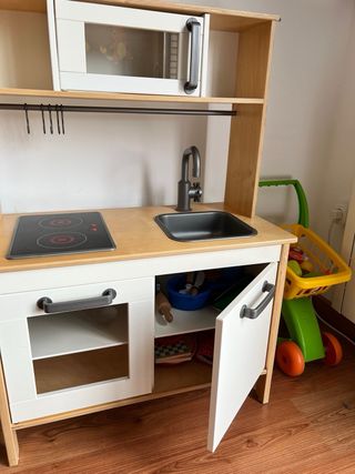 Cocinita de juguete ikea