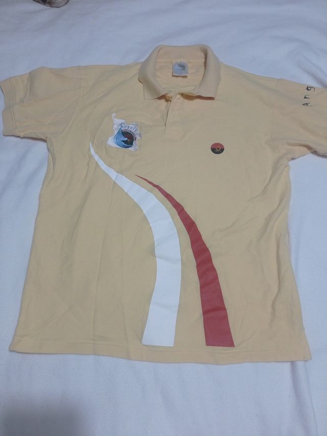 Camiseta polo Angola