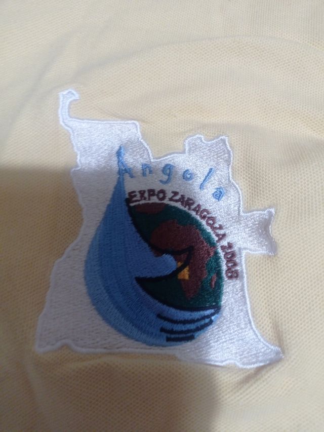 Camiseta polo Angola