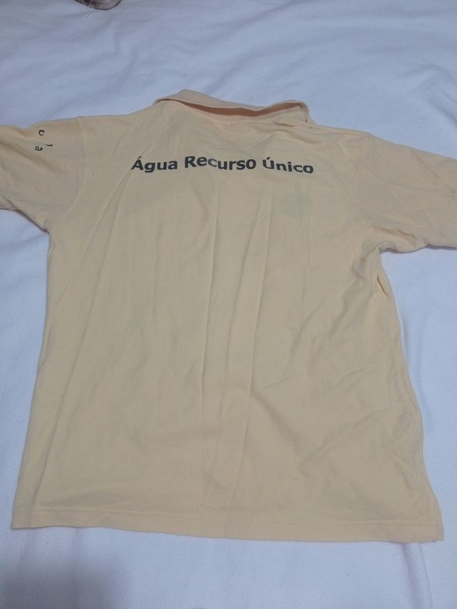 Camiseta polo Angola