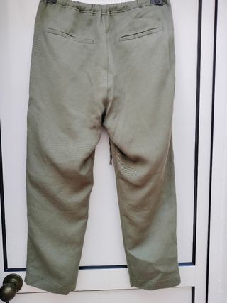 Pantalón liso de Zara