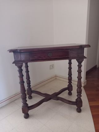 Tavolinetto arte povera