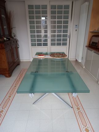 Tavolo in cristallo design DESALTO