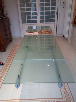 Tavolo in cristallo design DESALTO